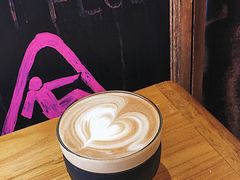 拿铁咖啡-T-COFFEE(长江花园店)