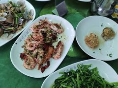 -四川小胡子海鲜(丁村万人海鲜广场店)