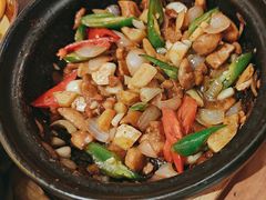 -有红鸡毛店·砂锅菜(抚琴夜市店)
