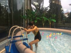 -笔架山庄游泳馆