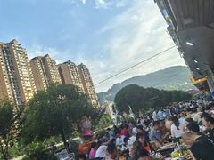 -宏兴烤鱼山庄(宣恩总店)