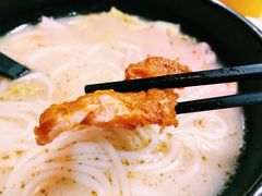 -阿香米线(余姚五彩城店)