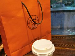 -星巴克(上海虹桥新天地二店)