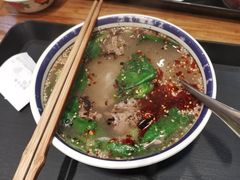 -云阿蛮云南生烫牛肉米线(奉贤路店)