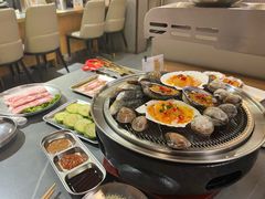 -围炉肉舍丹东海鲜烤肉·烤活鳗(步行街店)