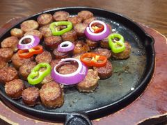 -乡村馕坑肉·烧烤·新疆菜·本地人更爱吃(阿勒泰首店)
