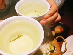 -穿越时尚餐厅(英武中路店)