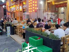 -一品江湖烧烤餐厅