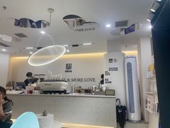 -HUGS coffee(东区店)