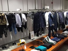 -URBAN REVIVO(欢乐海岸购物中心店)