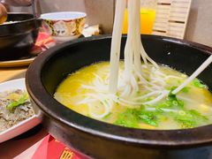 -妈妈故事米线(市府恒隆店)