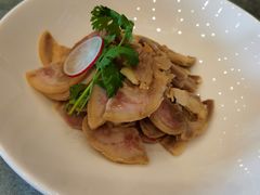 -侬佳蒸菜馆(听潮店)