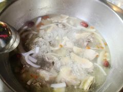 -范饭椰林川湘味海鲜·椰子鸡(三亚湾椰梦长廊店)
