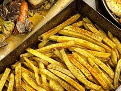 -老东镇啤酒屋海鲜加工·蒸汽海鲜·海鲜烧烤(台东店)