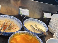 -两咖啡自助餐厅(静安香格里拉酒店)