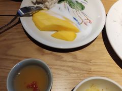 -大头虾越式风味餐厅(光明广场店)