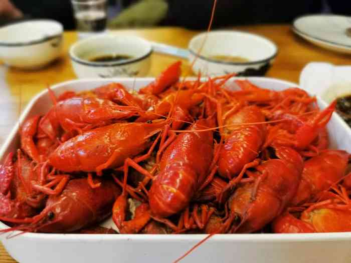 鄞江桥头龙虾(总店)-"大名鼎鼎的桥头龙虾,但是一到目的地差点分.