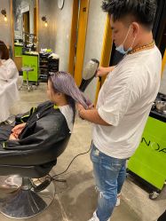 -时尚殿堂明星门店