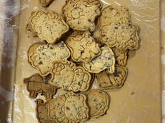 -三只小羊蛋糕DIY烘焙·拼豆·银饰(光谷店)