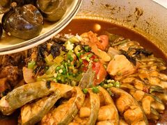 阳朔啤酒毛骨鱼-刘姐啤酒鱼民族演艺餐厅(西街总店)