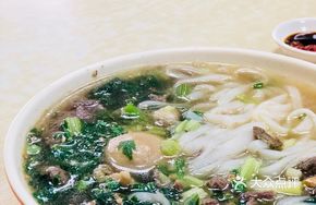 Yan's Signature Beef Offal Noodles