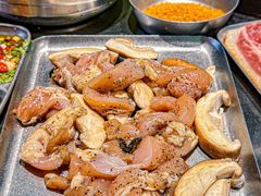 小鸡拌蘑菇-山葵说·泥炉烤肉(泰达时尚E街区店)