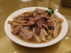 卤冬菇盐水鹅拼盘-怡园饭店-餐厅(四望亭店)