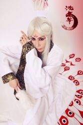 -星元素cosplay动漫摄影写真工作室