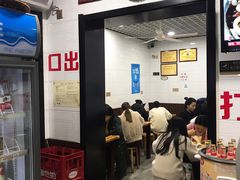 -覃肥叔桂林米粉(粮道街店)