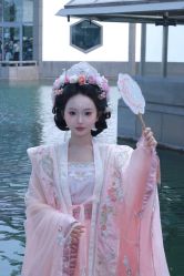 -一揽芳华汉服旗袍体验馆(拙政园店)