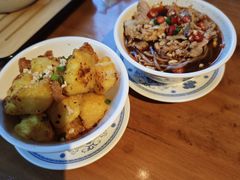 -炉小二铜锅牛蛙•川湘菜(三里屯店)