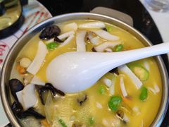 -香山湖家家宴(中山陵店)