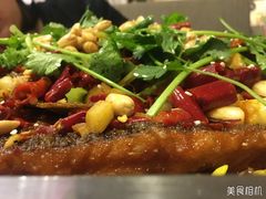 -拿渡麻辣香锅(世茂广场·工三店)