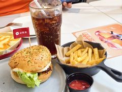 -必胜客(华南摩尔店)