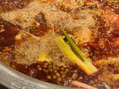 红汤锅-肖肖酸萝卜鱼火锅(总店)