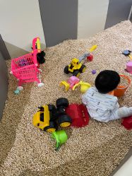 -四季宝贝婴幼儿水育成长中心(陆家嘴店)
