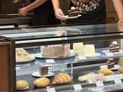 -Peet's 皮爷咖啡(海雅缤纷城店)