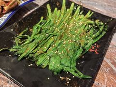 -老街烧烤大排档·地道湖北菜·龙虾馆(汉口火车站店)