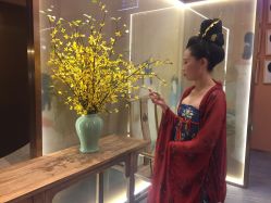 点击看大图 -盘子女人坊古装写真摄影(南京总店)