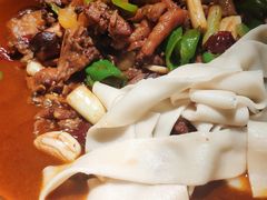 新疆大盘鸡-楼兰新疆主题餐厅(悠方店)