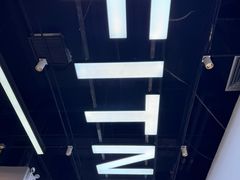 -VLines耀能运动24小时·月付制健身(京广桥店)
