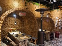 -破瓦寒窑·地摊烤羊排