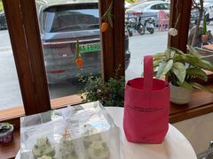 -山与蓝·轻糖鲜果蛋糕(勒泰店)