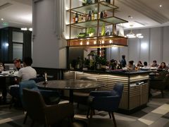 -港丽餐厅(高德置地店)