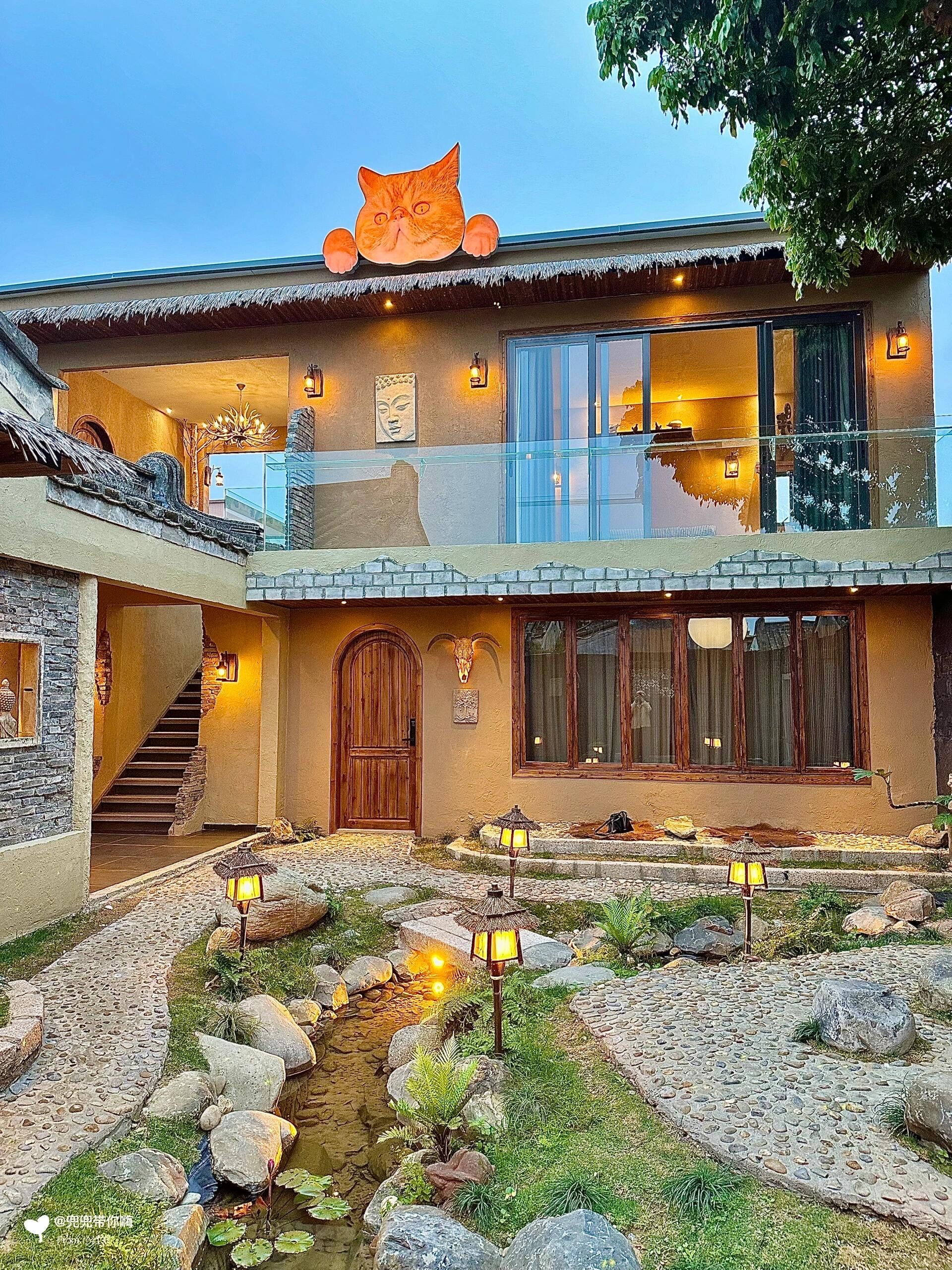 小姐妹住的民宿惊到我了