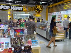 大堂-泡泡玛特POPMART(上海环球港店)
