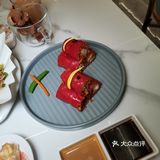 适合和朋友来坐坐聊聊天 2，菜品颜值很高