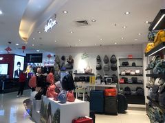 -百盛(莘庄店)