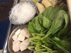 -月圆火锅(宁海东路二店)