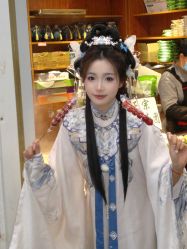 -一揽芳华汉服旗袍体验馆(拙政园店)